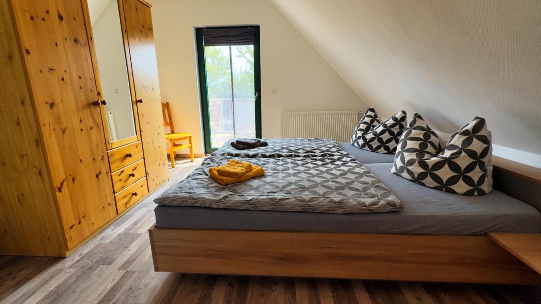 Ferienhaus Zum Findling Goehren  Εξωτερικό φωτογραφία